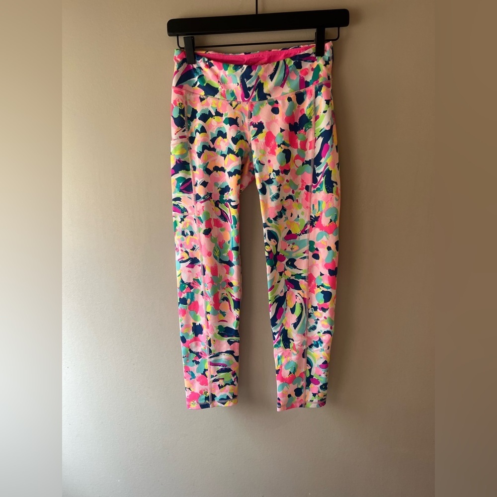 Lilly Pulitzer Pink Multi Bright Abstract Print Cropped Leggings